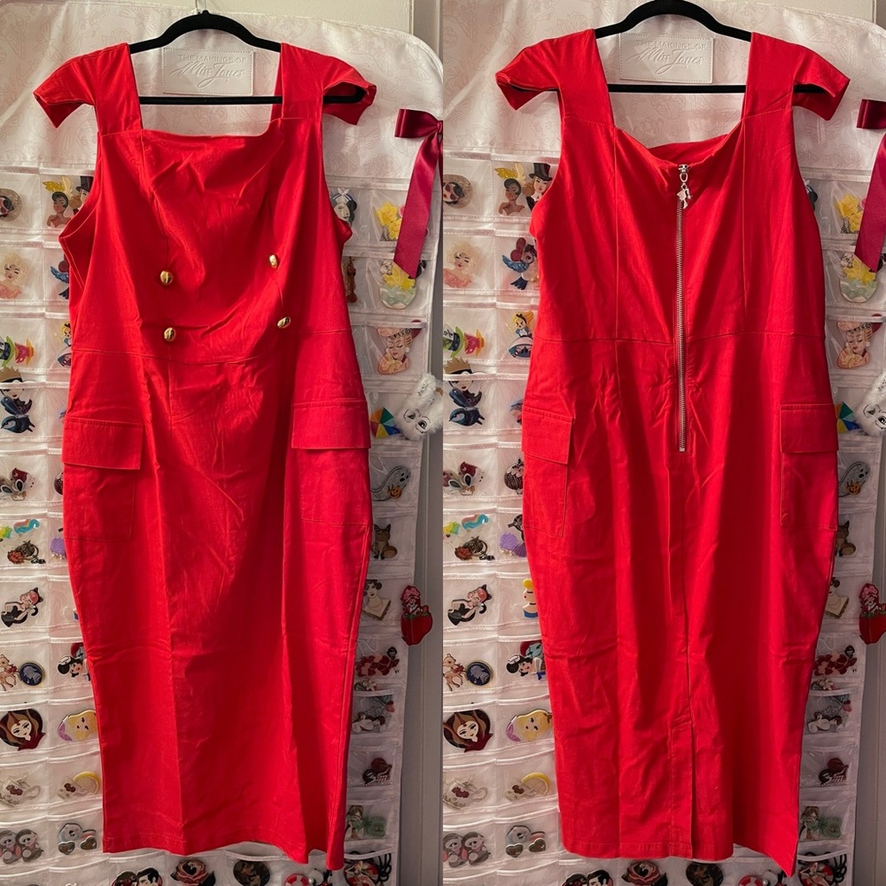 ❤️PRICE FIRM❤️Barbie™ Unique
Vintage Red Sheath
Sensation Wiggle Dress - Picture 7 of 16